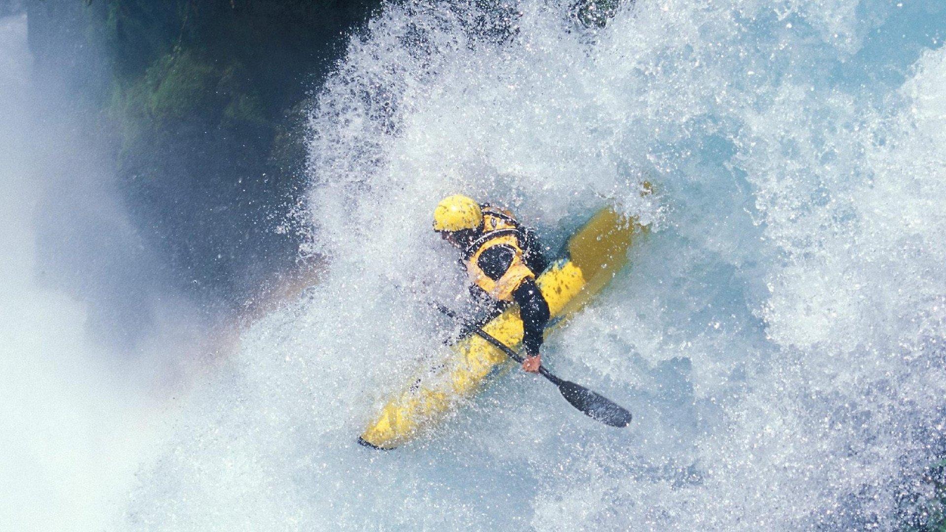 泳坛风暴，老将直言体制痼疾，新星用世界纪录打破沉默